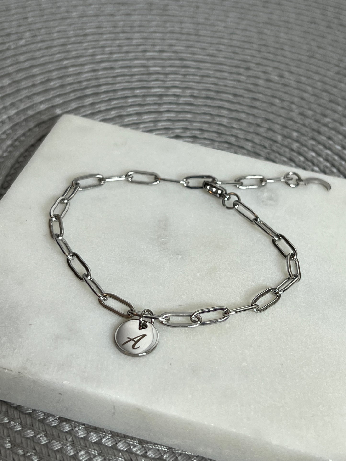 Paper clip customizable bracelet