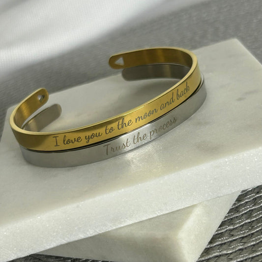 Customizable bangle