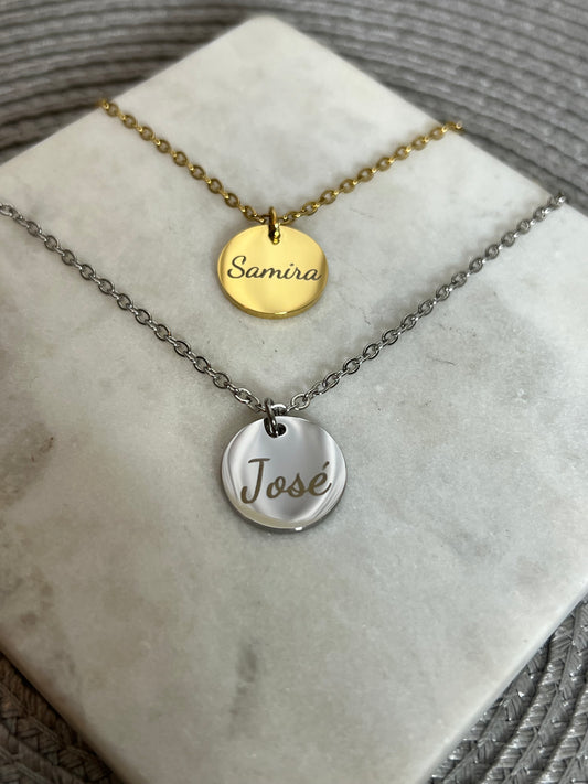 Round name necklace