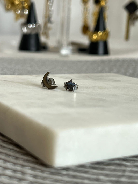 Moon and star stud earrings